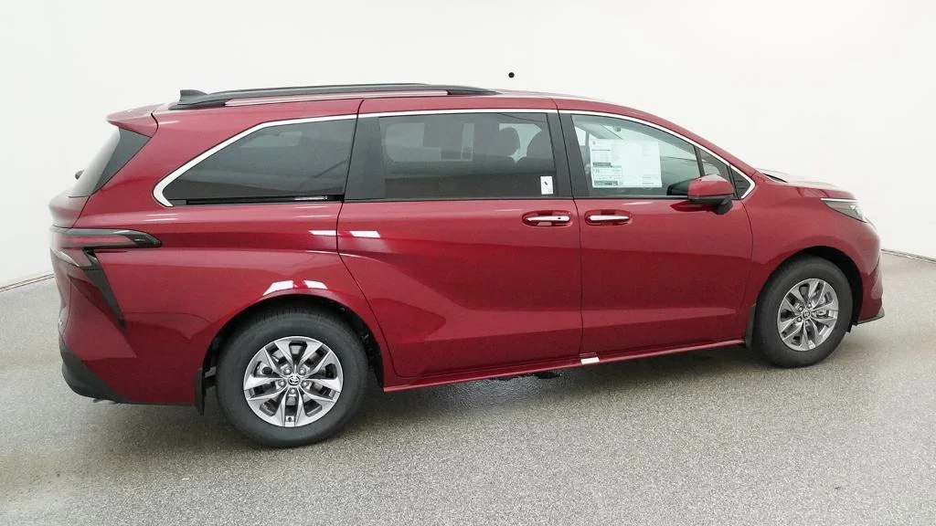 New 2026 Ruby Flare Pearl Toyota XLE image 16