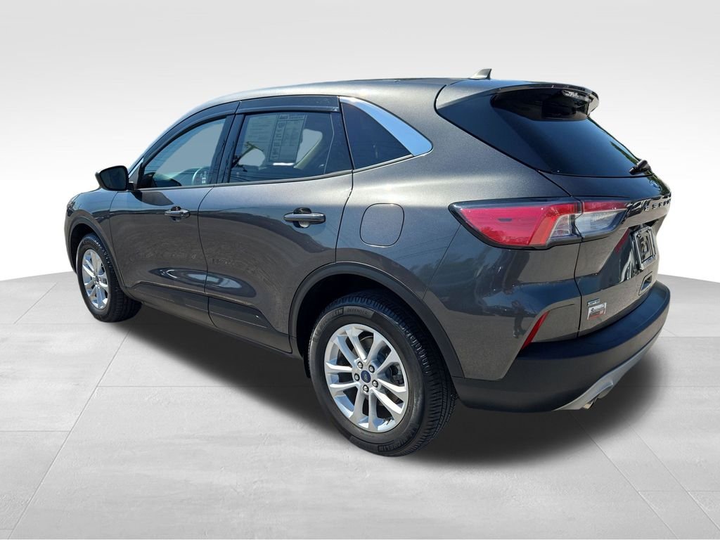Used 2020 Magnetic Ford SE image 4