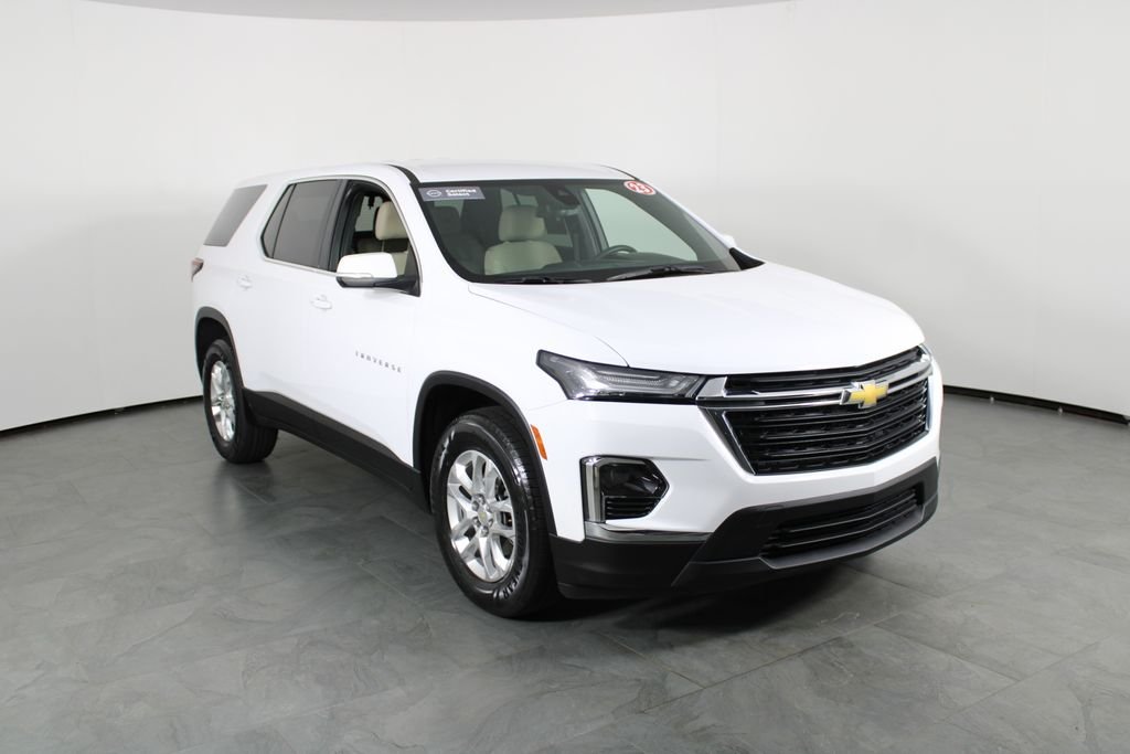 2023 Chevrolet Traverse LS - Photo 10