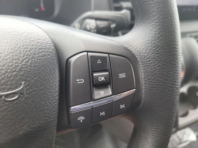 New 2026 Oxford White Ford Base image 28