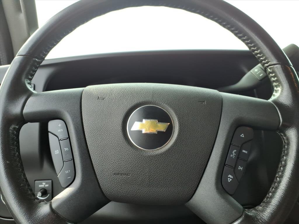 2021 Chevrolet Express Cargo Work Van - Photo 19