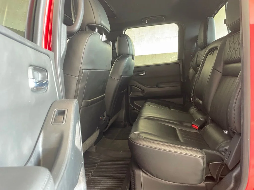 Used 2022 Red Nissan PRO-X image 17