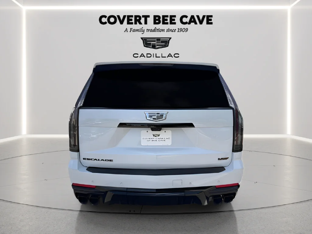 Used 2026 Vibrant White Tricoat Cadillac V-Series image 18