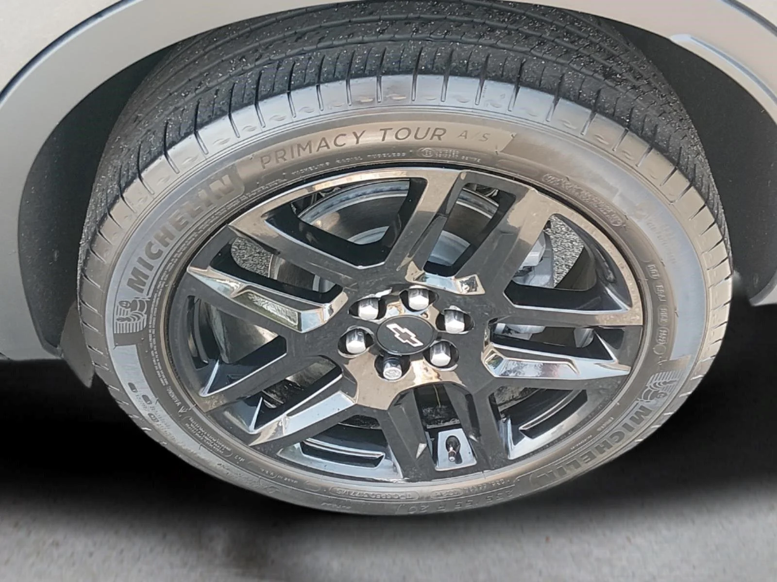 Used 2022 Iron Gray Metallic Chevrolet LT image 12
