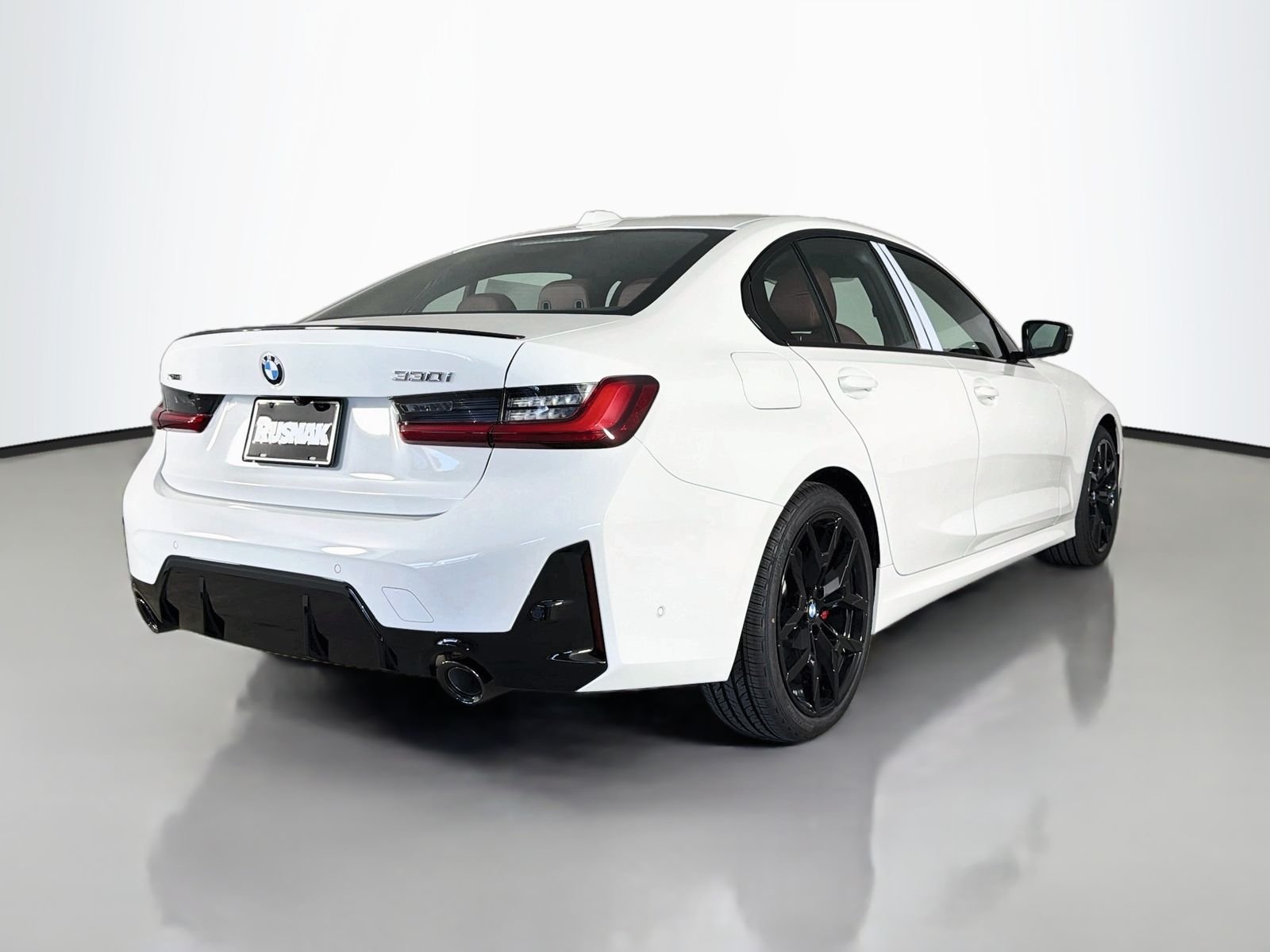 New 2026 Alpine White BMW 330i xDrive image 7