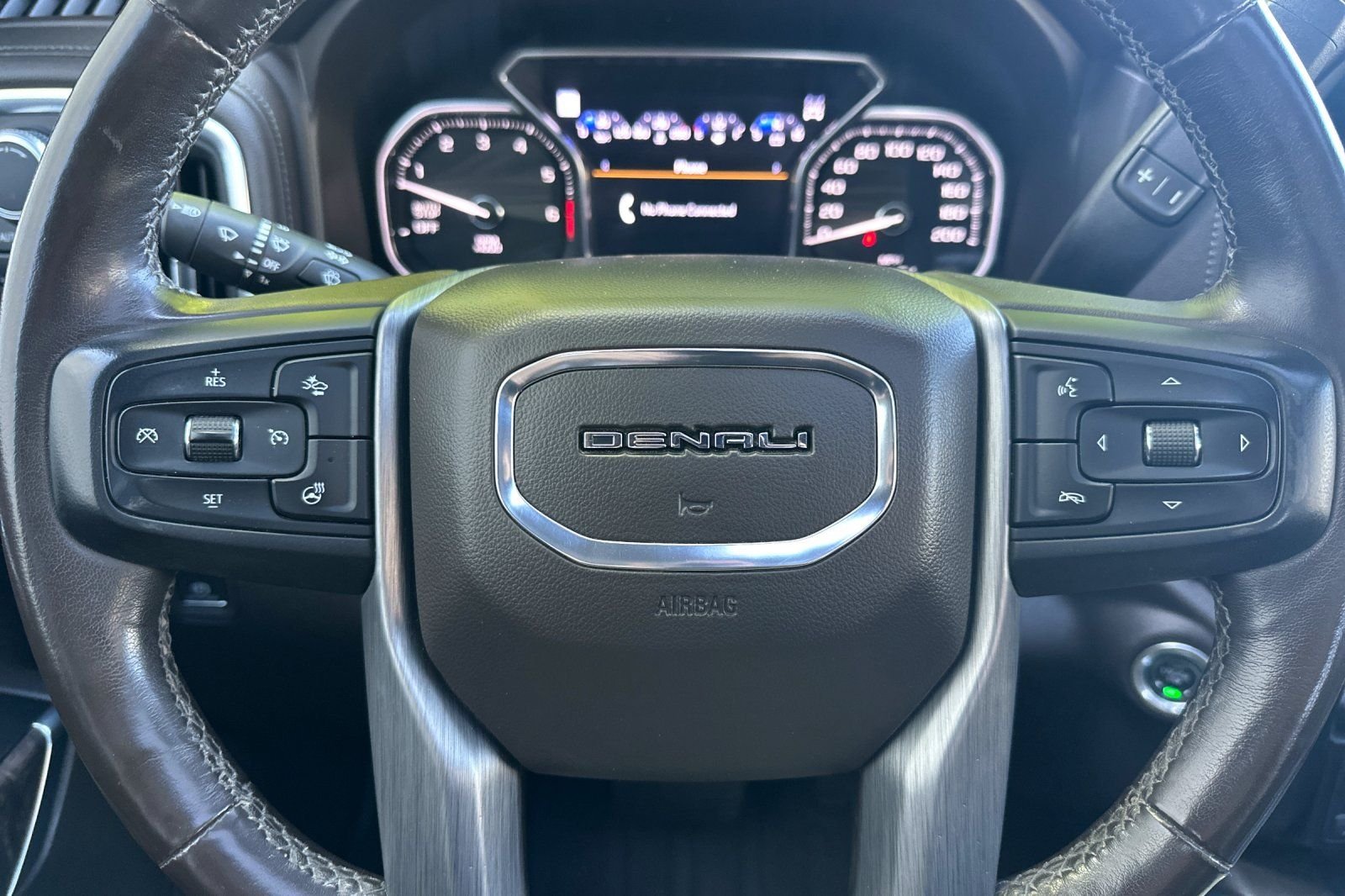 Used 2019  GMC Denali image 23