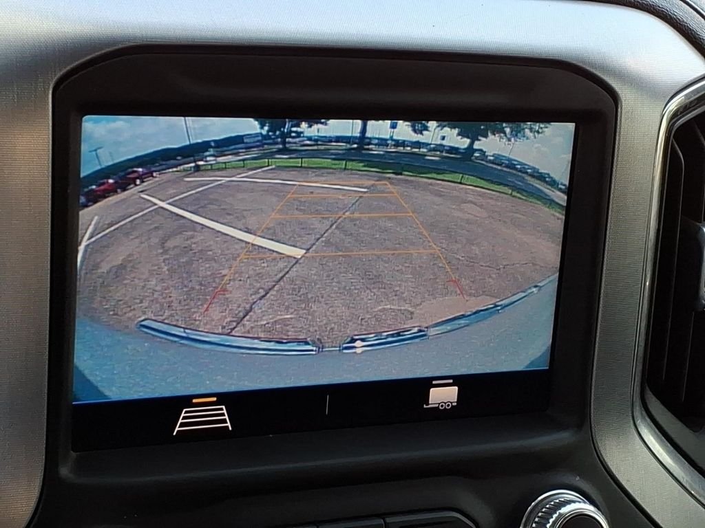 Used 2020 Quicksilver Metallic GMC SLE image 14
