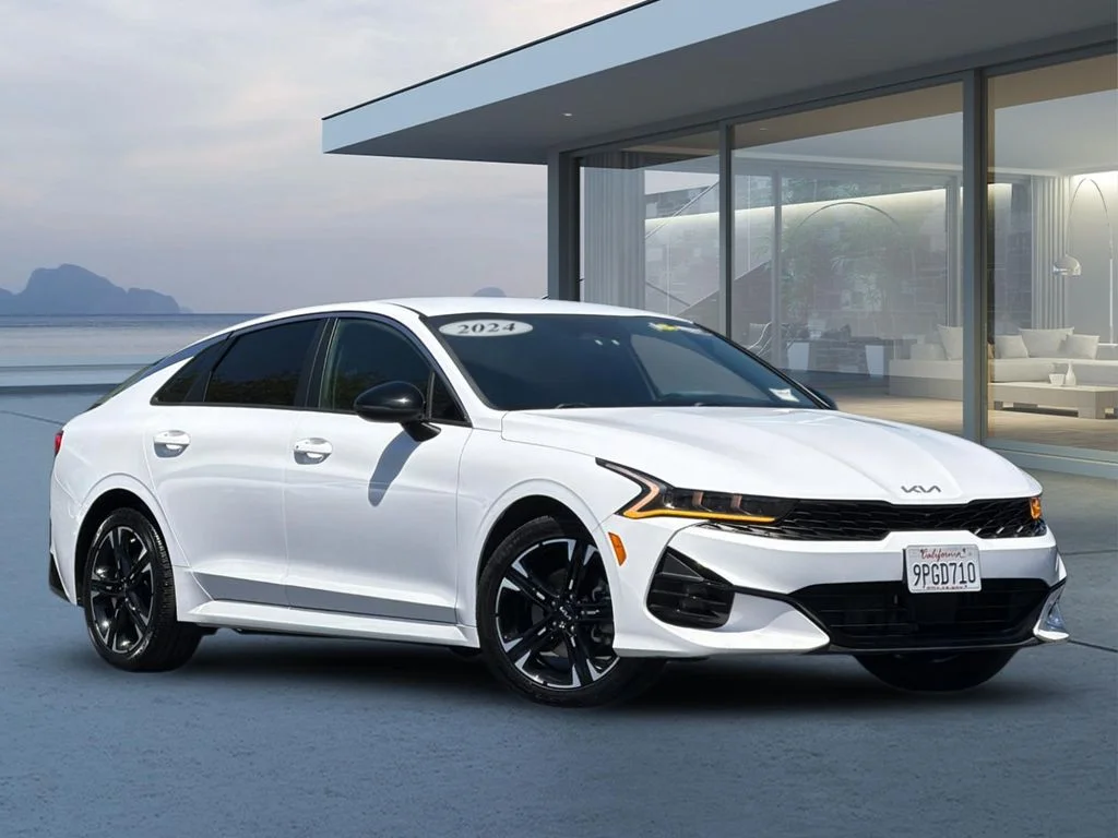 2024 Kia Optima GT-Line FWD's photo