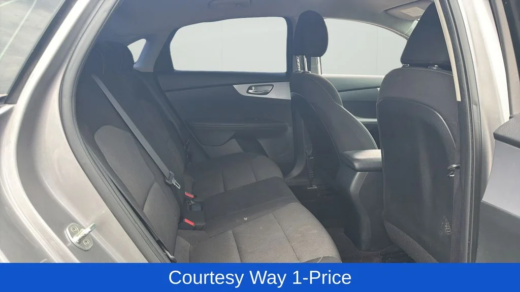Used 2023 Gray Kia LXS image 11