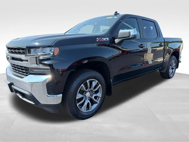 Used 2021 Black Chevrolet LT image 1