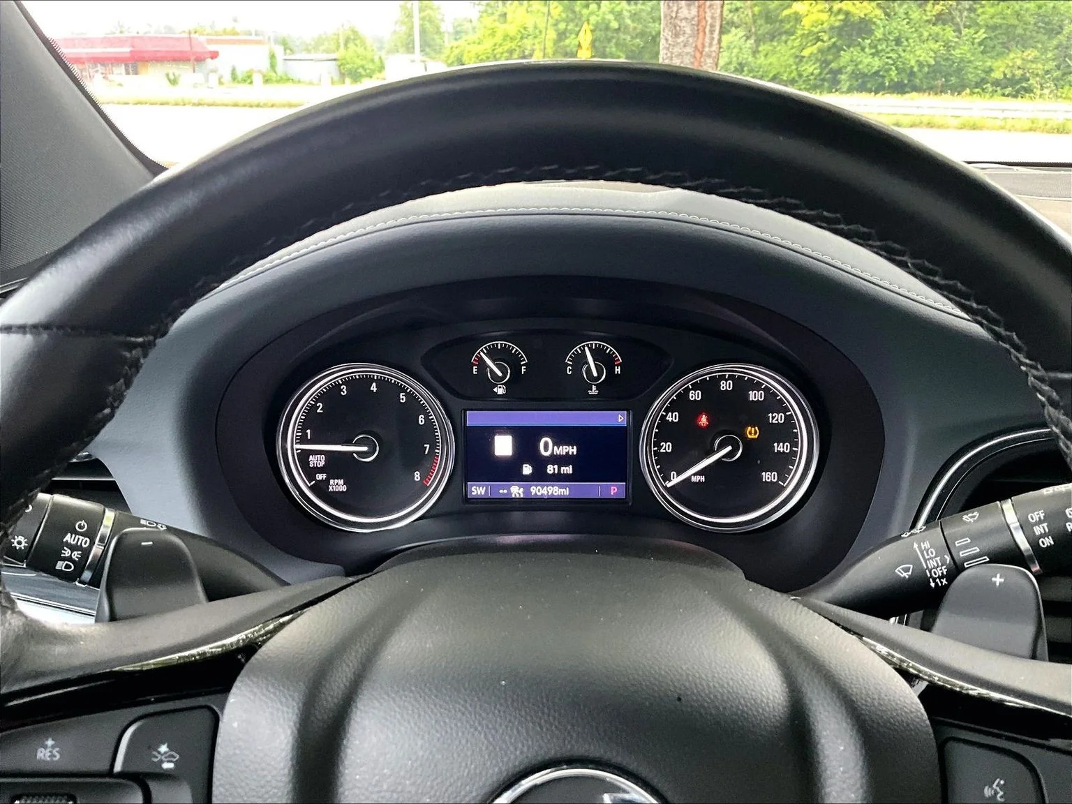 Used 2022 Black Buick Essence image 21