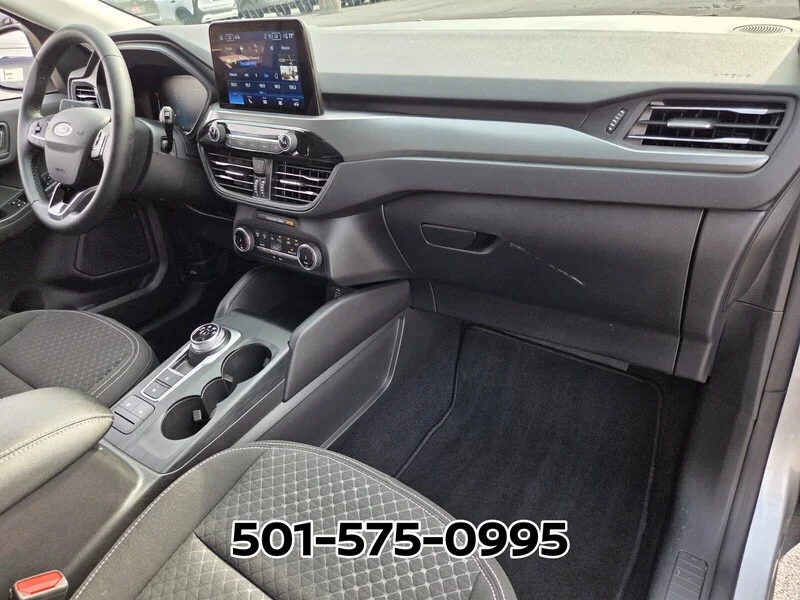 Used 2024 Silver Metallic FORD ACTIVE FWD image 19