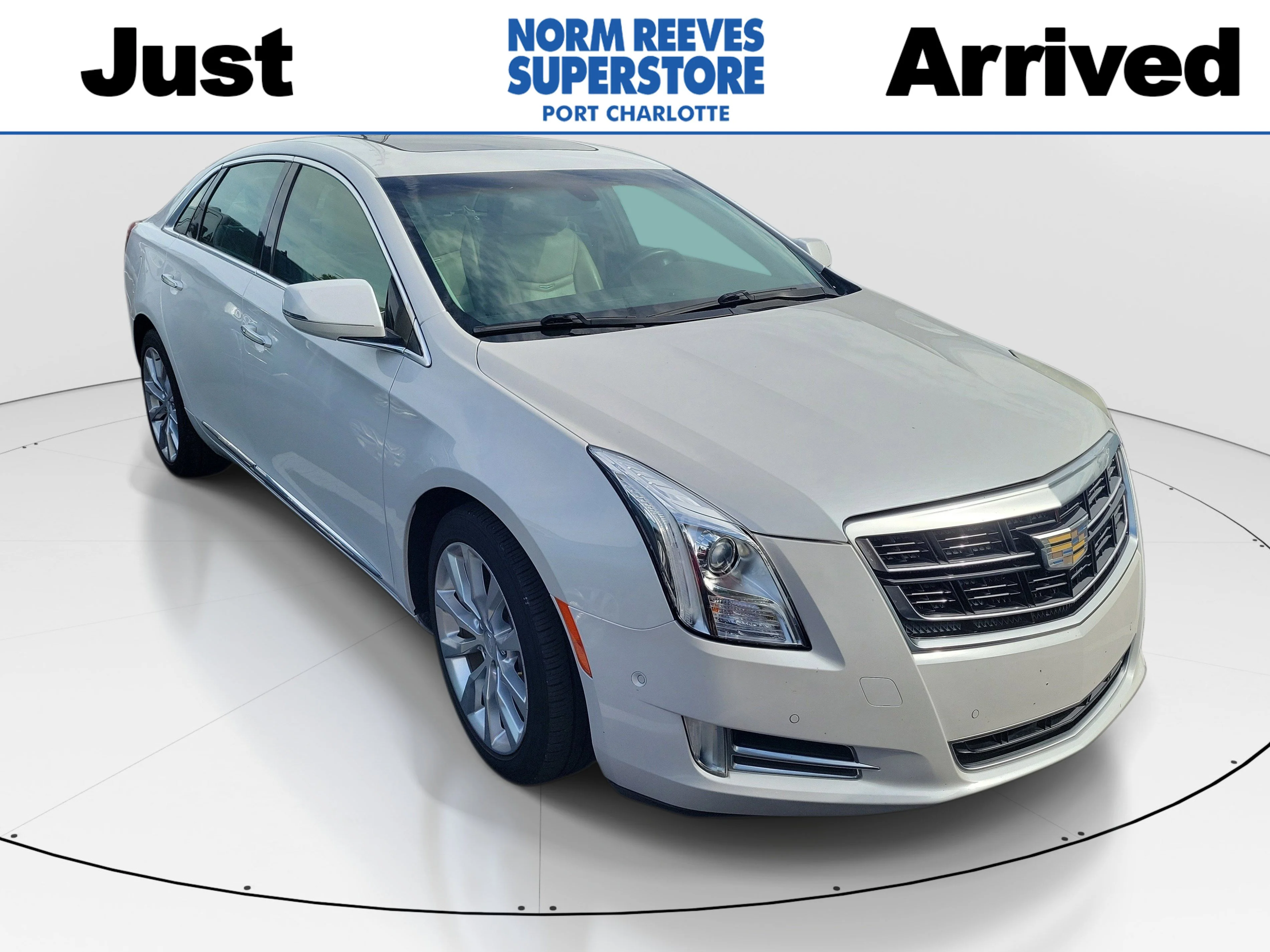 2016 Cadillac XTS 3.6L FWD Luxury Collection's photo