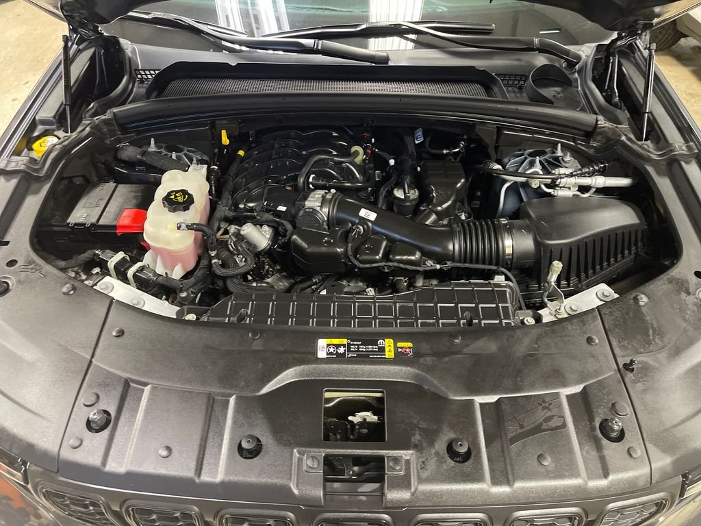 Certified Used 2025 Gray Jeep Altitude image 4