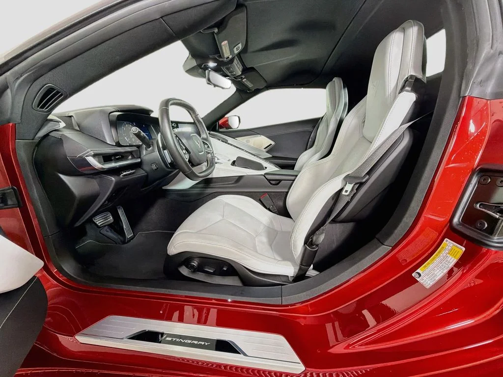 Used 2022 Red Chevrolet Stingray image 22