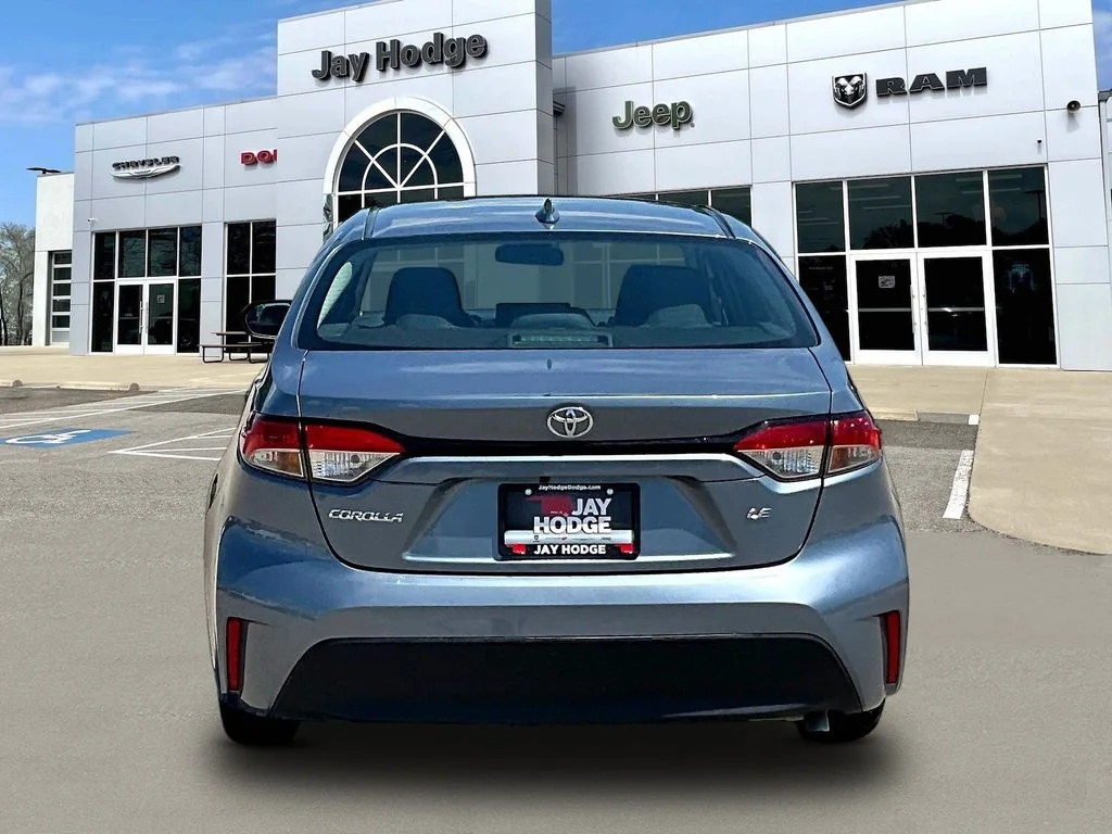Used 2023 Blue Toyota LE image 6