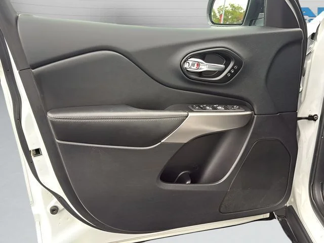 2022 Jeep Cherokee Limited - Photo 21