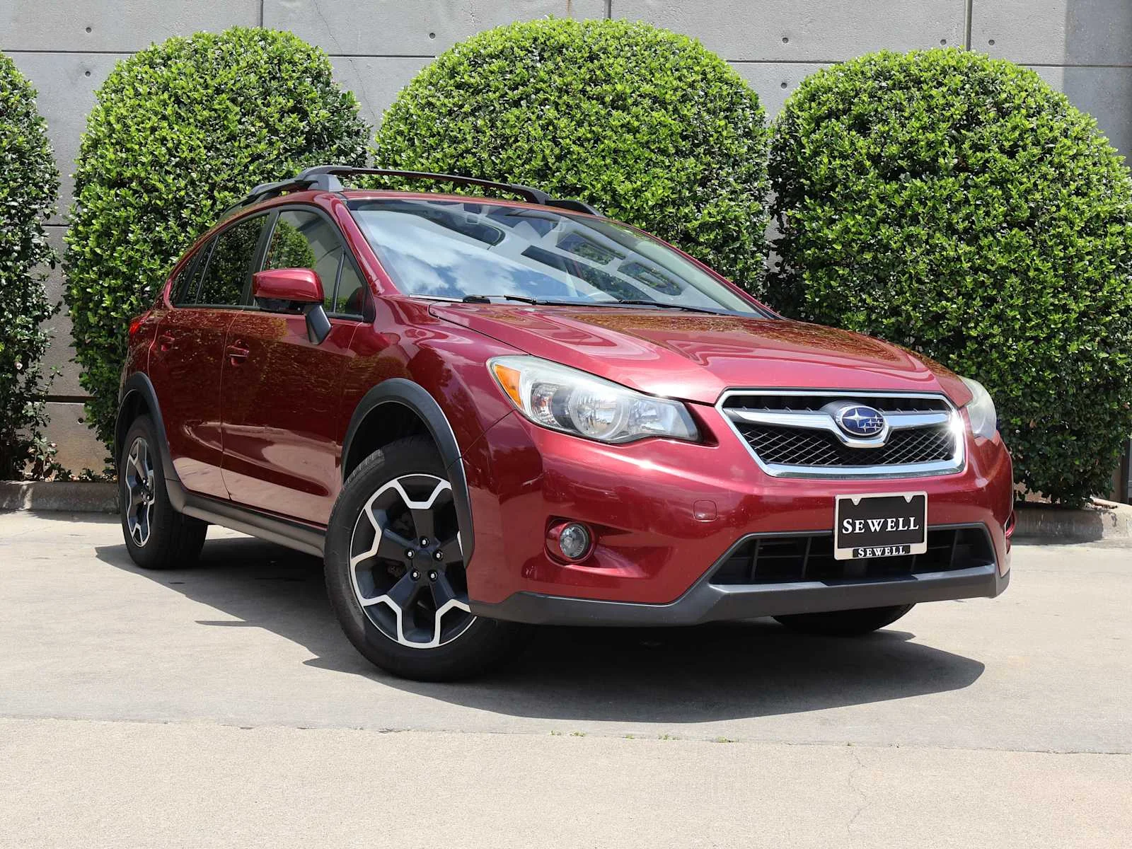 Used 2015 Venetian Red Pearl Subaru Premium image 3
