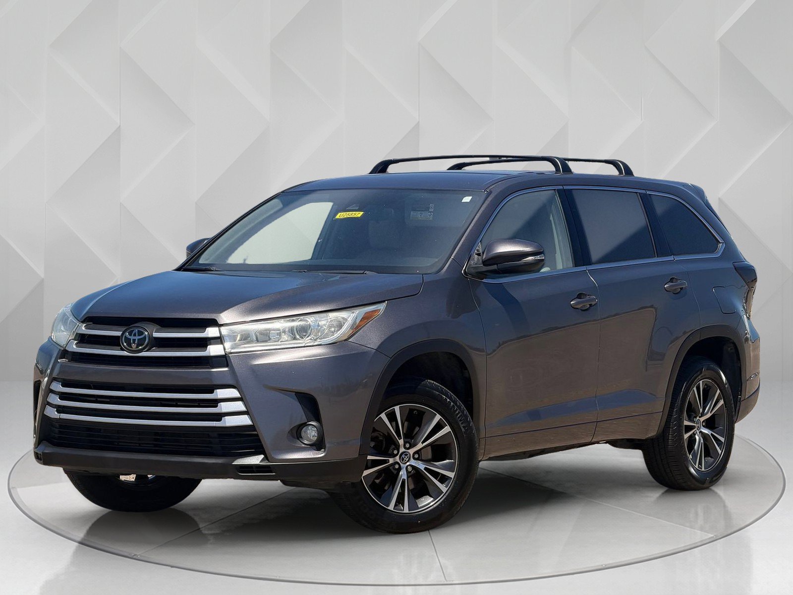 Used 2018 Predawn Gray Mica Toyota LE Plus image 5