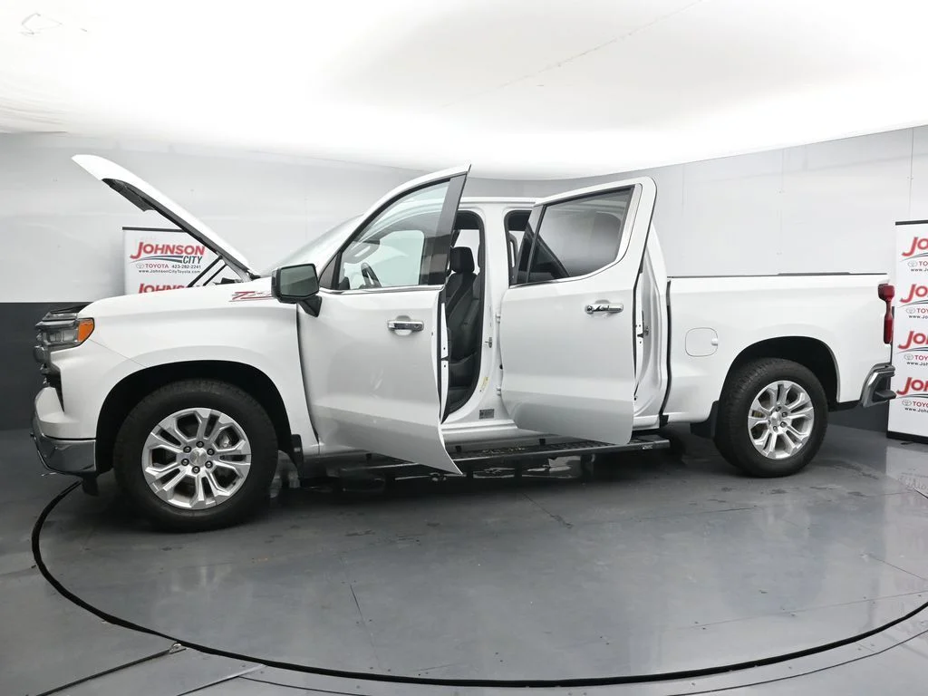 Used 2023 White Chevrolet LTZ image 44