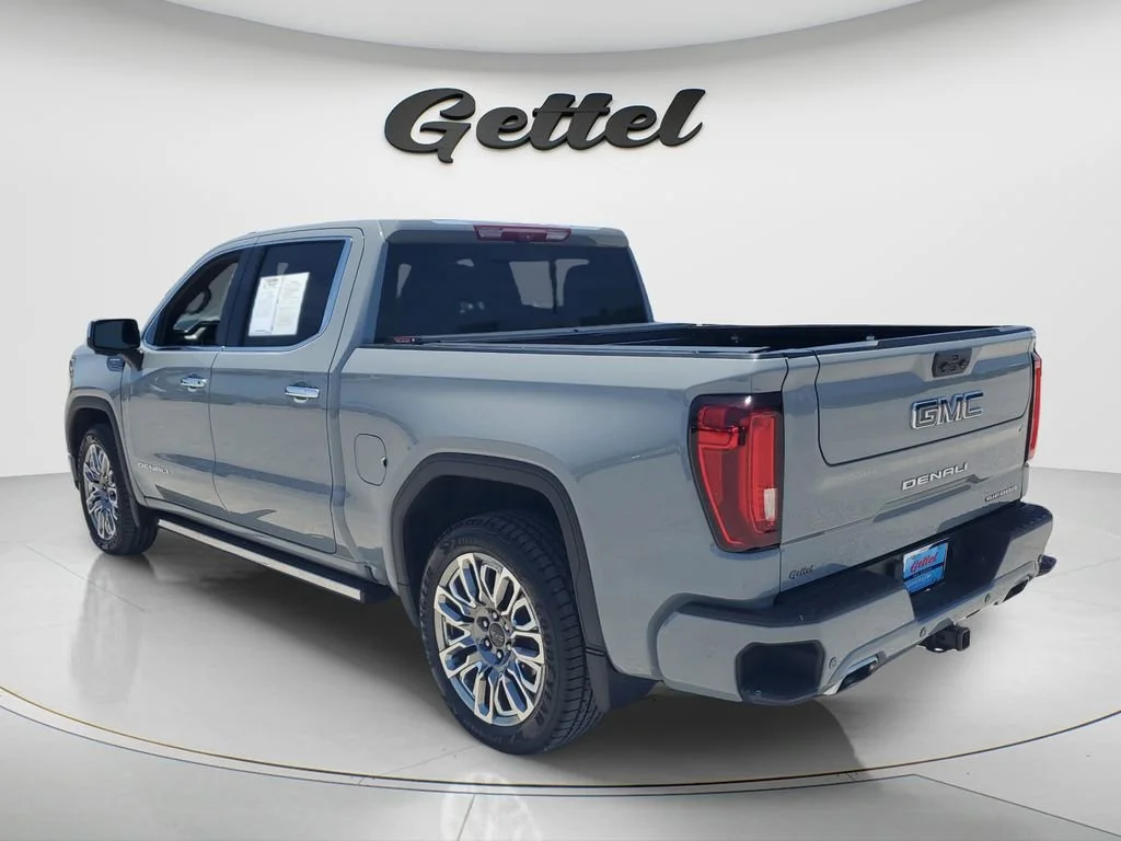 Used 2025 Thunderstorm Gray GMC Denali Ultimate image 7