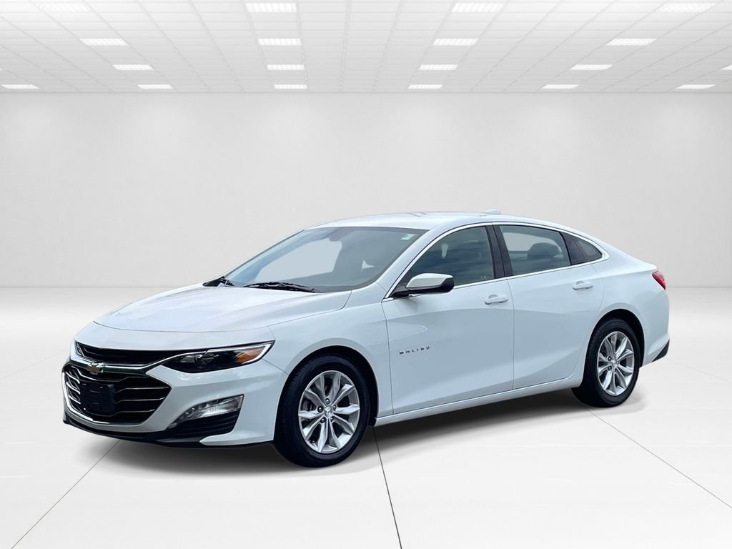 Used 2024 White Chevrolet LT image 3