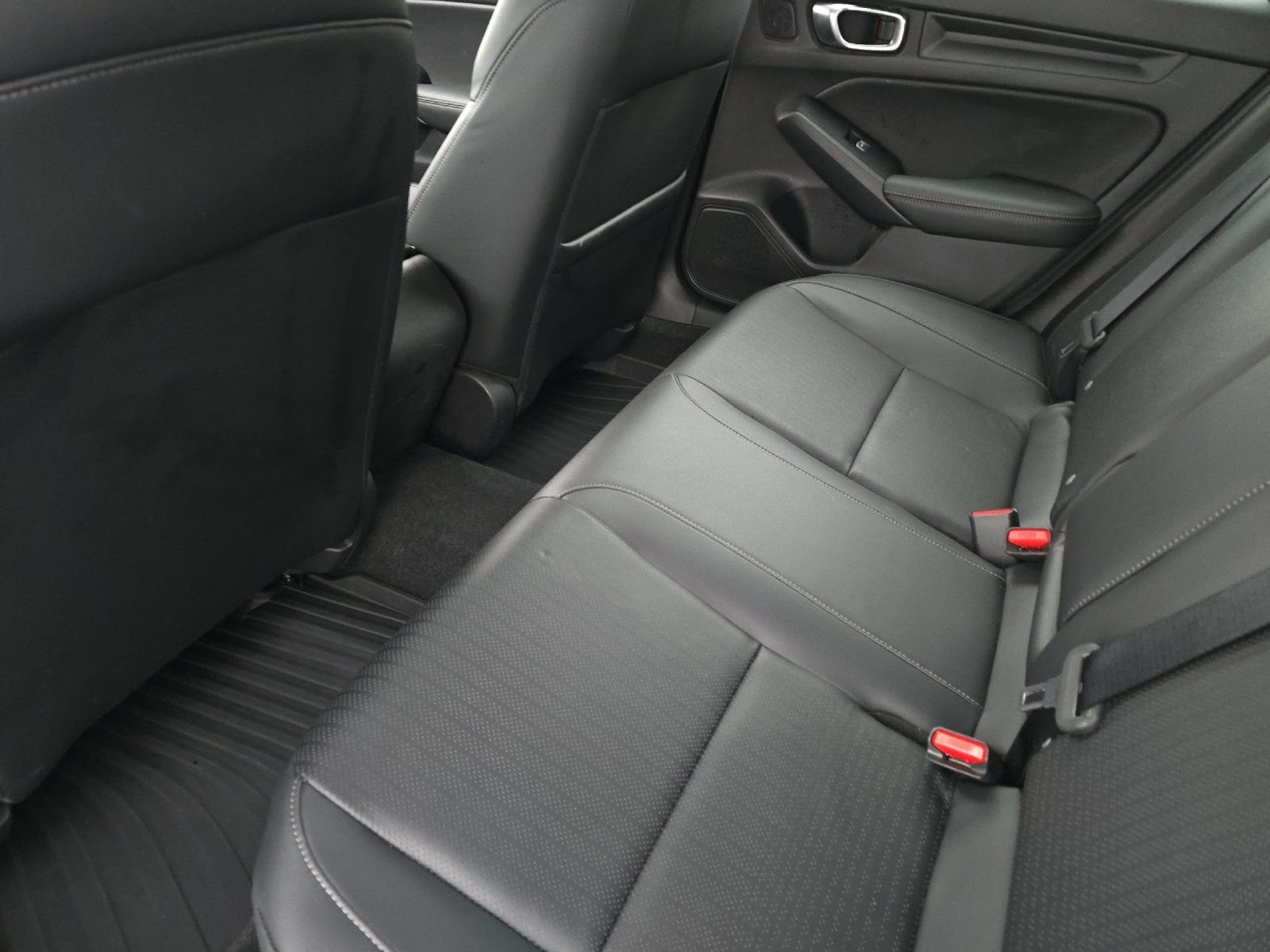 Used 2024 White Honda EX-L image 12