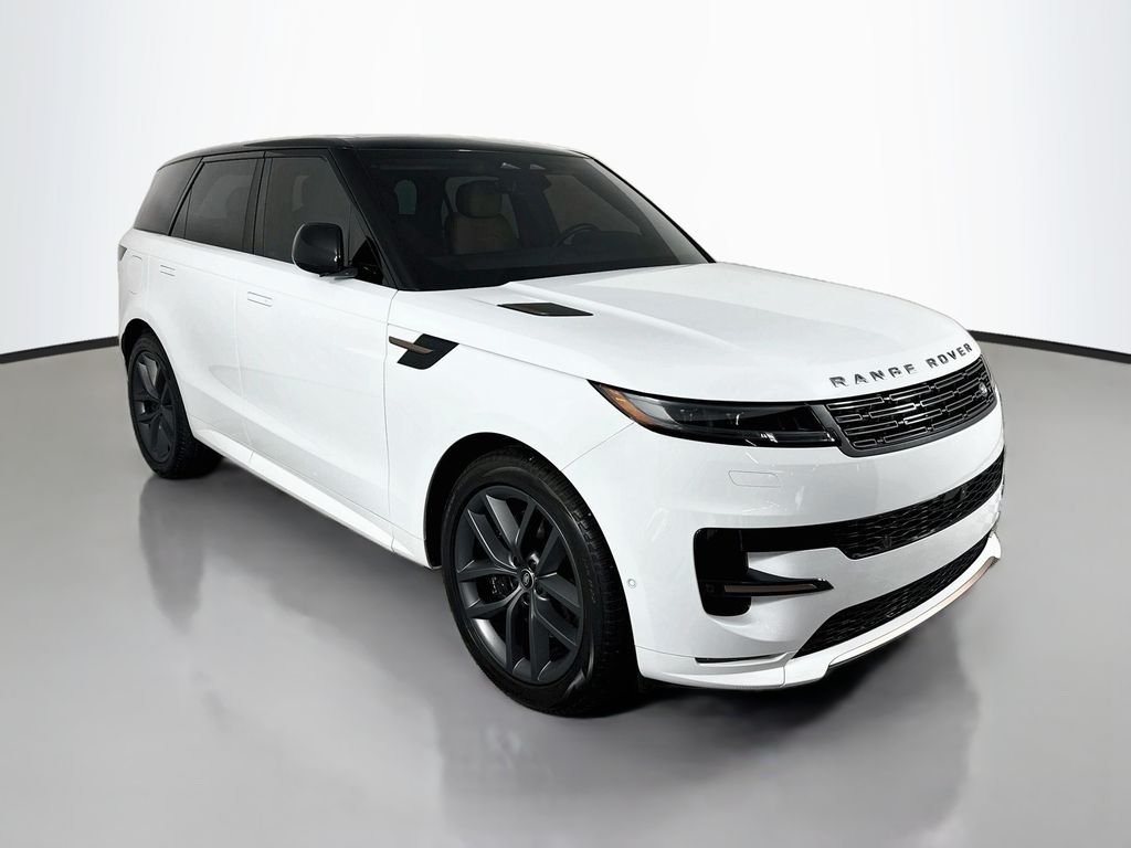 Used 2025 White Land Rover Dynamic SE image 7