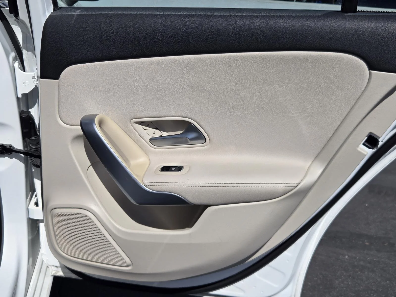 Used 2019 Digital White Metallic Mercedes-Benz A 220 Sedan image 26