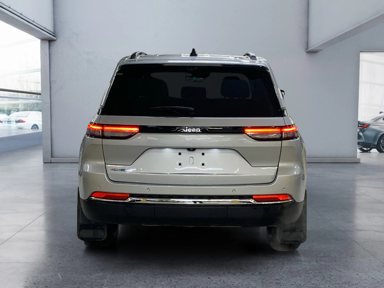 New 2023 Silver Zynith Jeep  image 4