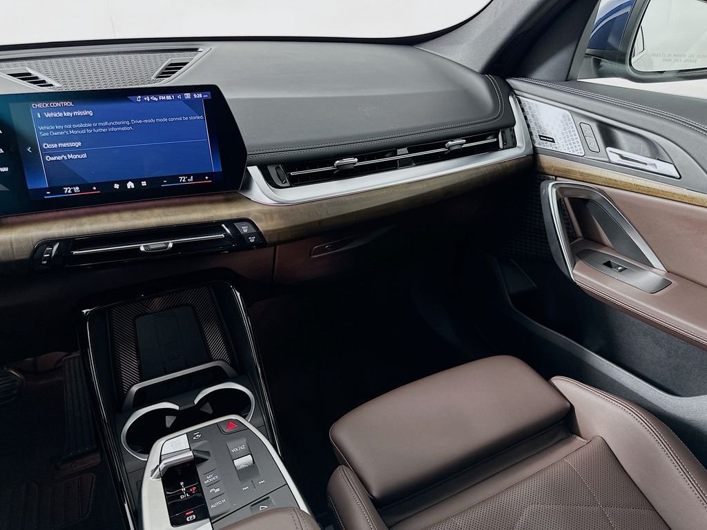 2025 BMW X1 28i - Photo 23