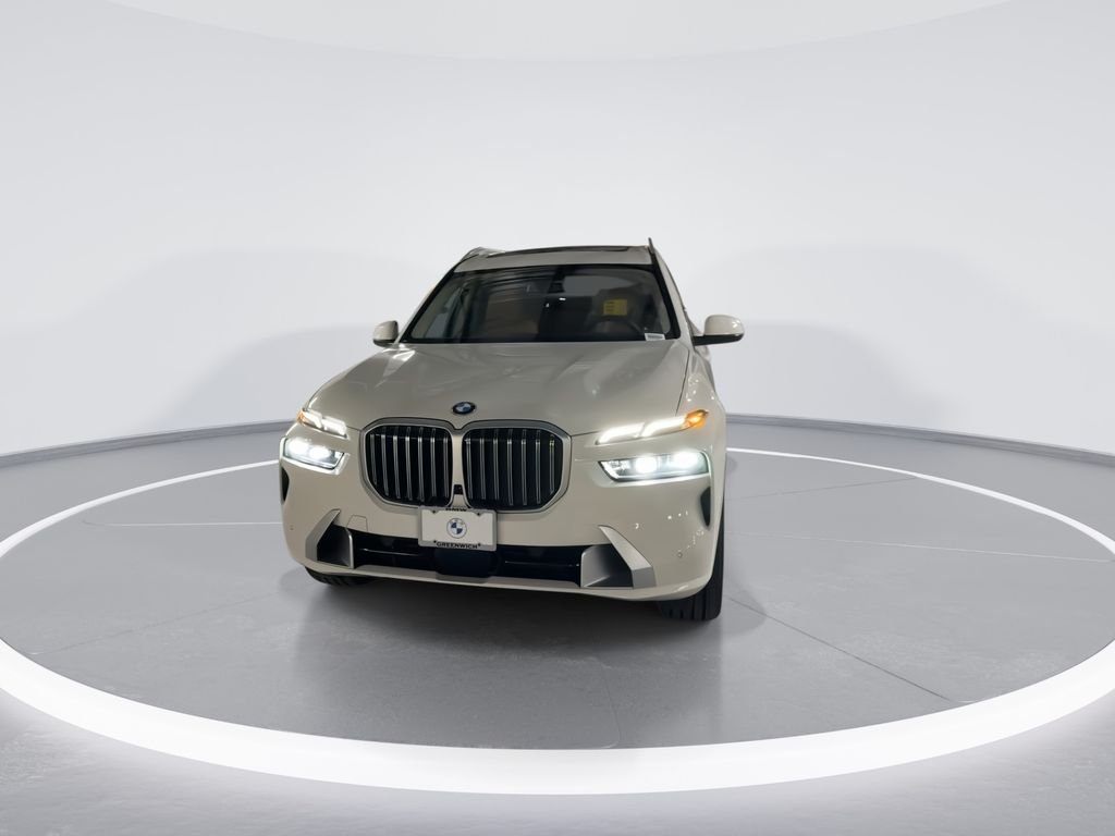 Certified Used 2025 White BMW xDrive40i image 3