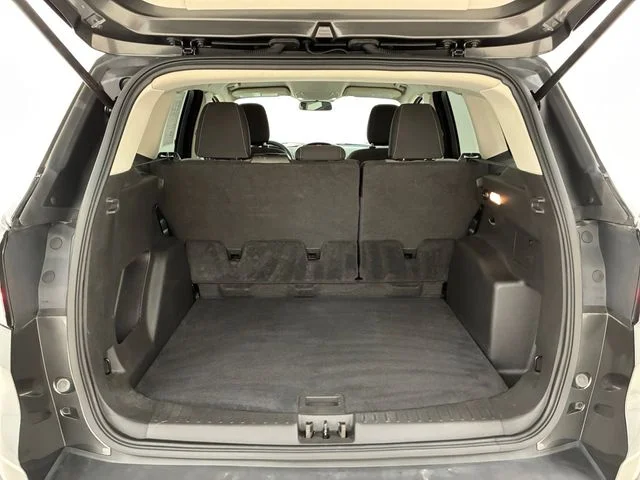 Used 2018 Gray Ford SE image 17