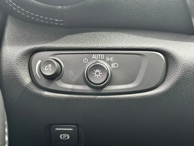 2023 Chevrolet Blazer 2LT - Photo 15
