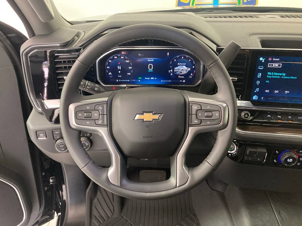 2026 Chevrolet Silverado 1500 LT - Photo 6