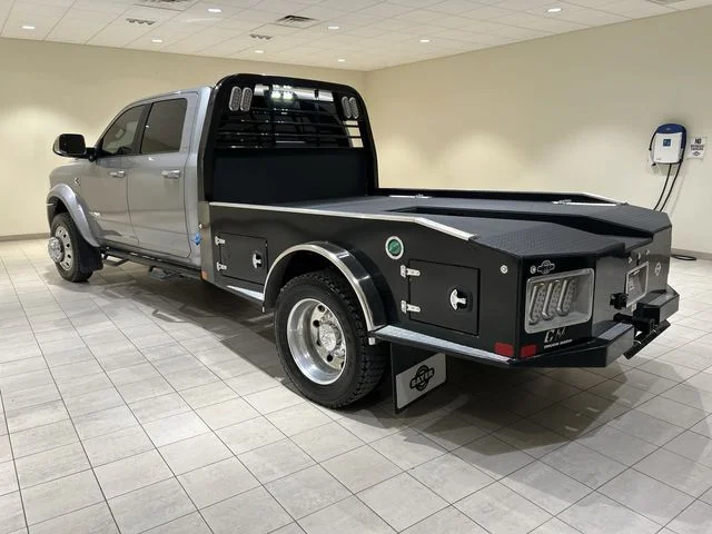 Certified Used 2021 Billet Silver Metallic Clearcoat Ram Laramie image 3