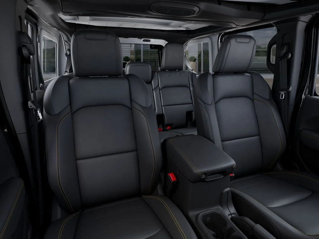 New 2026 Granite Crystal Metallic Clear-Coat Exterior Paint Jeep Sahara image 17