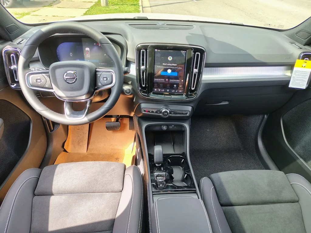 New 2026 Crystal White Volvo Ultra image 31