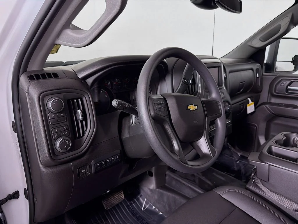 New 2026 Summit White Chevrolet Work Truck image 9
