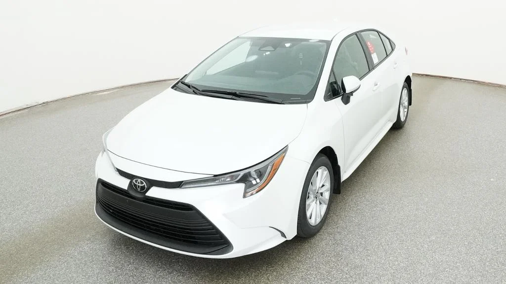 New 2027 Wind Chill Pearl Toyota LE image 20