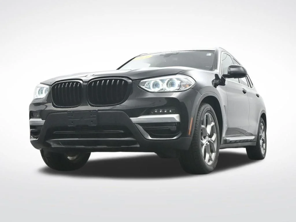 Used 2021 Black BMW xDrive30i image 32