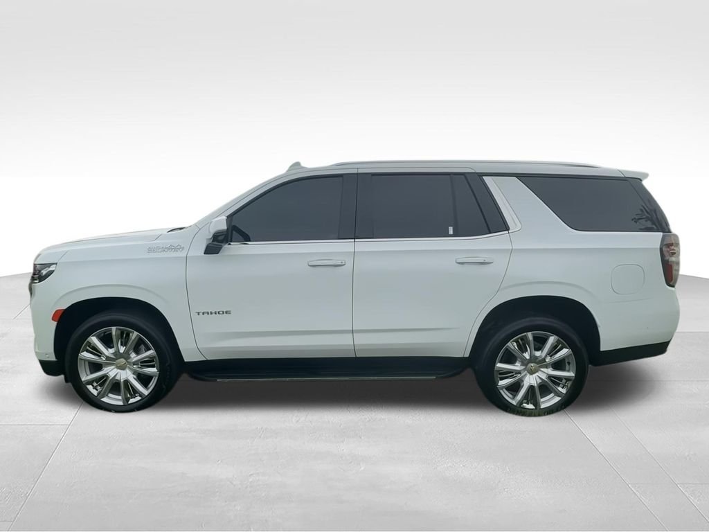 Used 2024 White Chevrolet High Country image 5