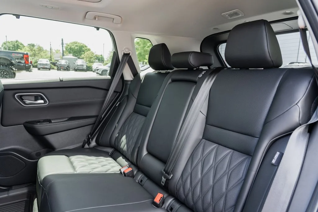 New 2026 Gun Metallic Nissan Platinum image 23