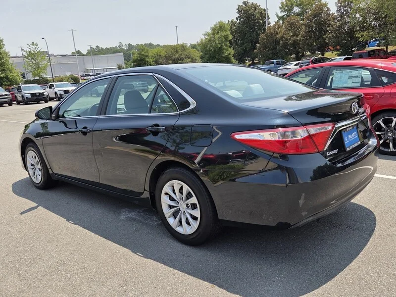 Used 2016 BLACK TOYOTA LE image 3