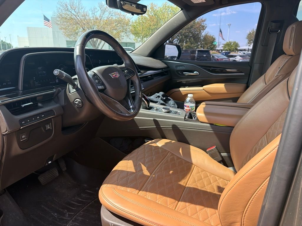 Used 2023 Green Cadillac Premium Luxury image 7