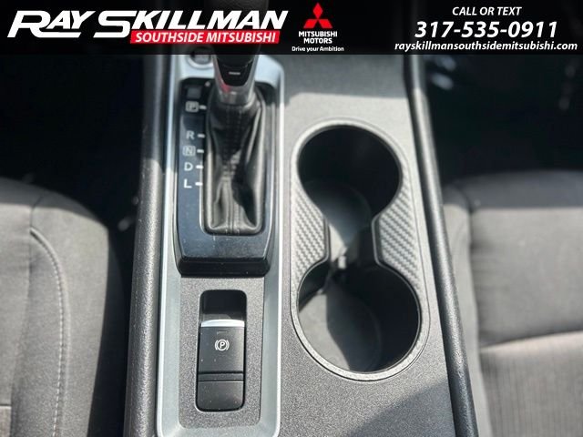 Used 2025 White Nissan 2.5 SV image 16