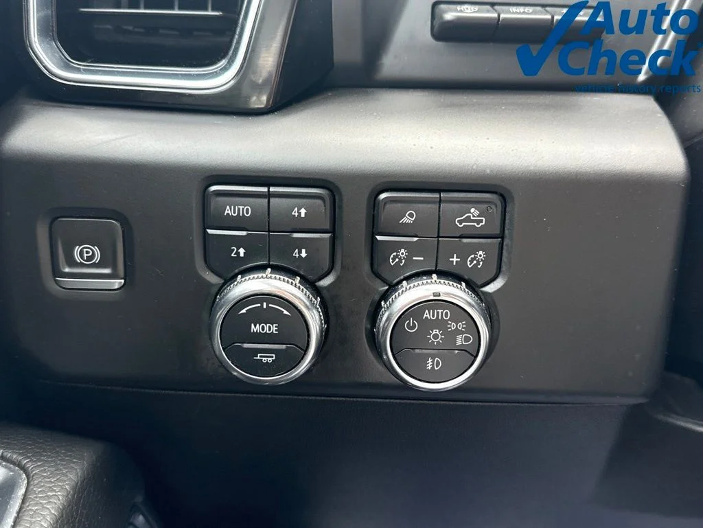 Used 2024 Black GMC Denali image 16