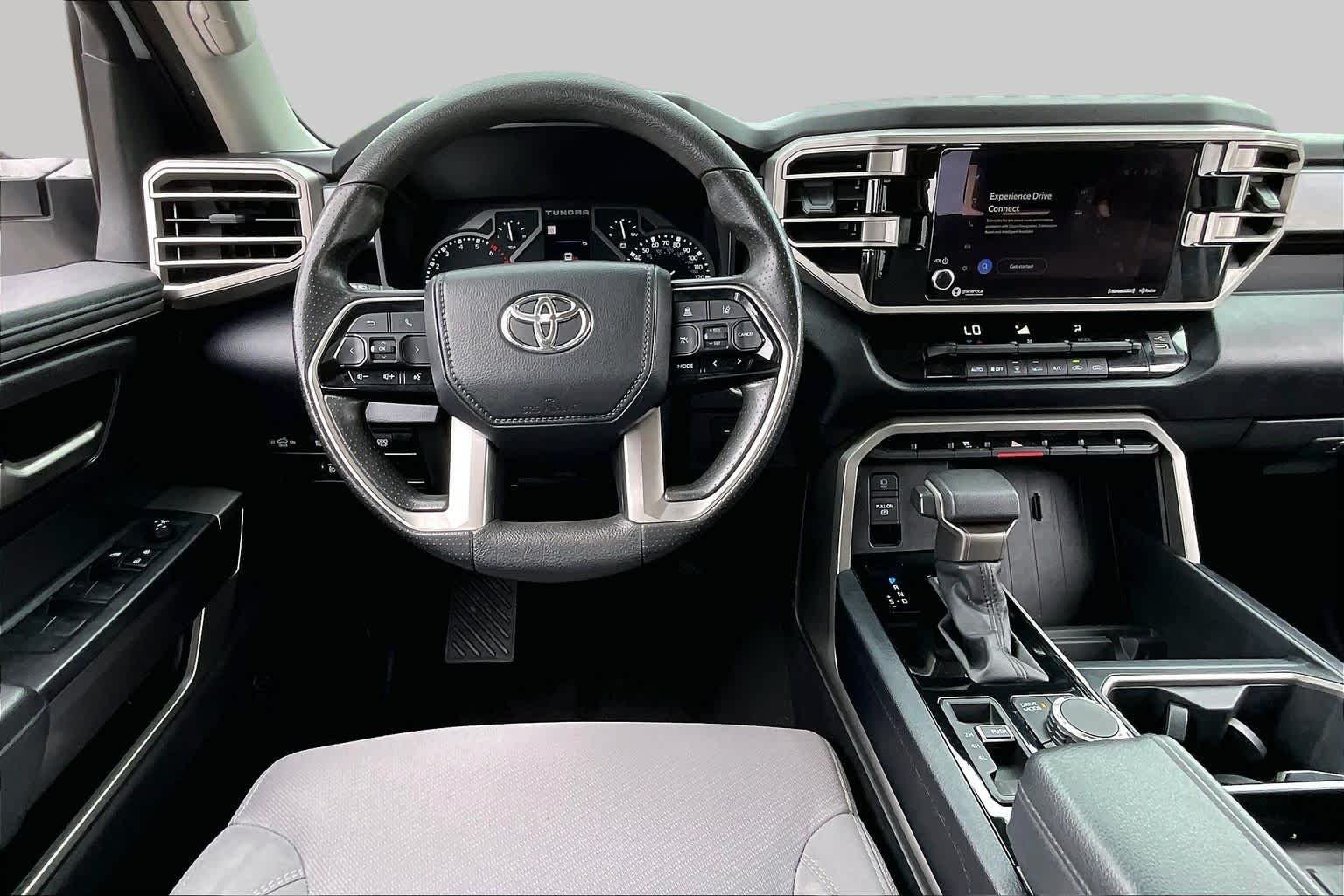 Used 2023 Ice Cap Toyota SR5 image 6