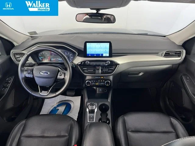 Used 2022 Black Ford SEL image 31