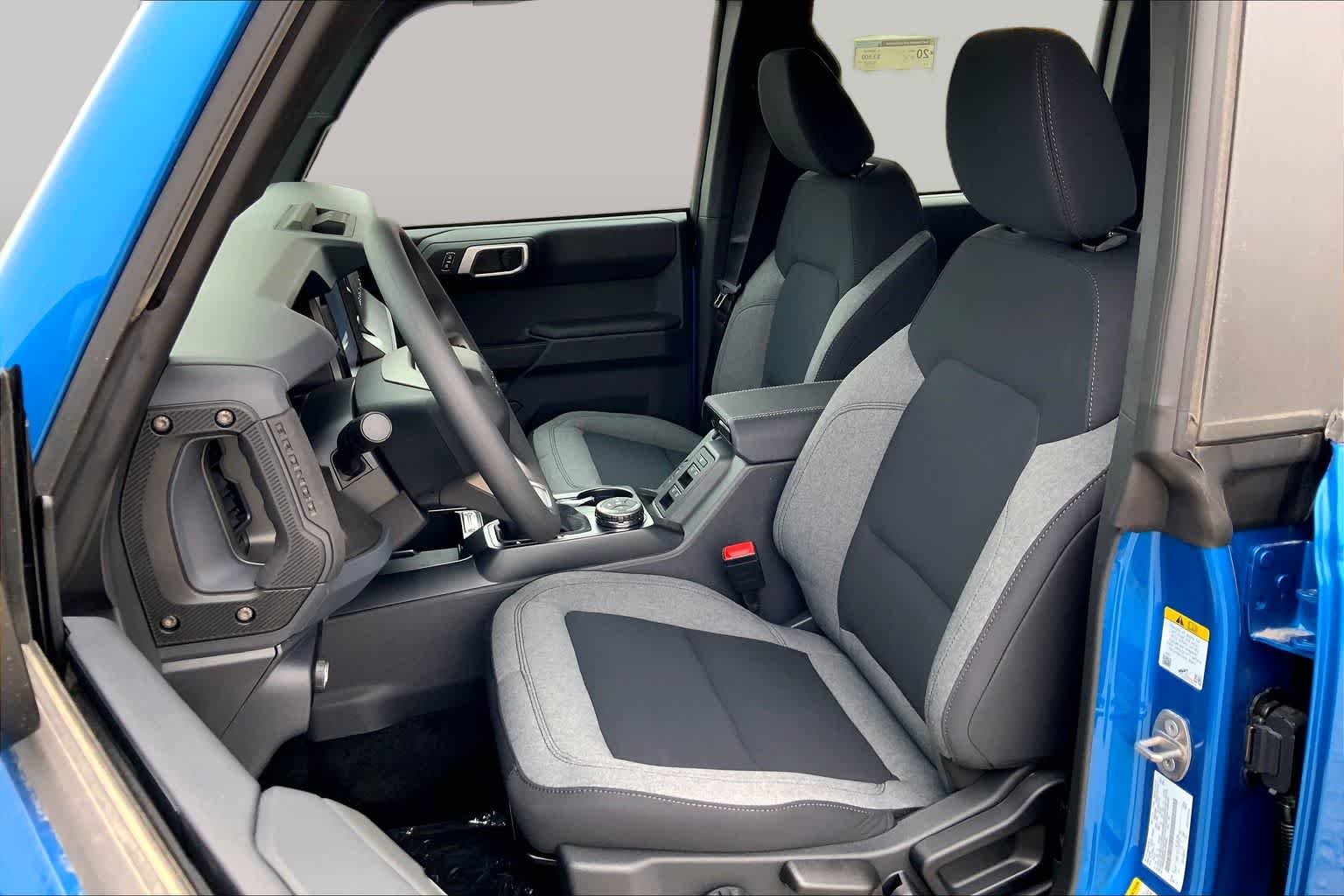 New 2025 Velocity Blue Metallic Ford Base image 7